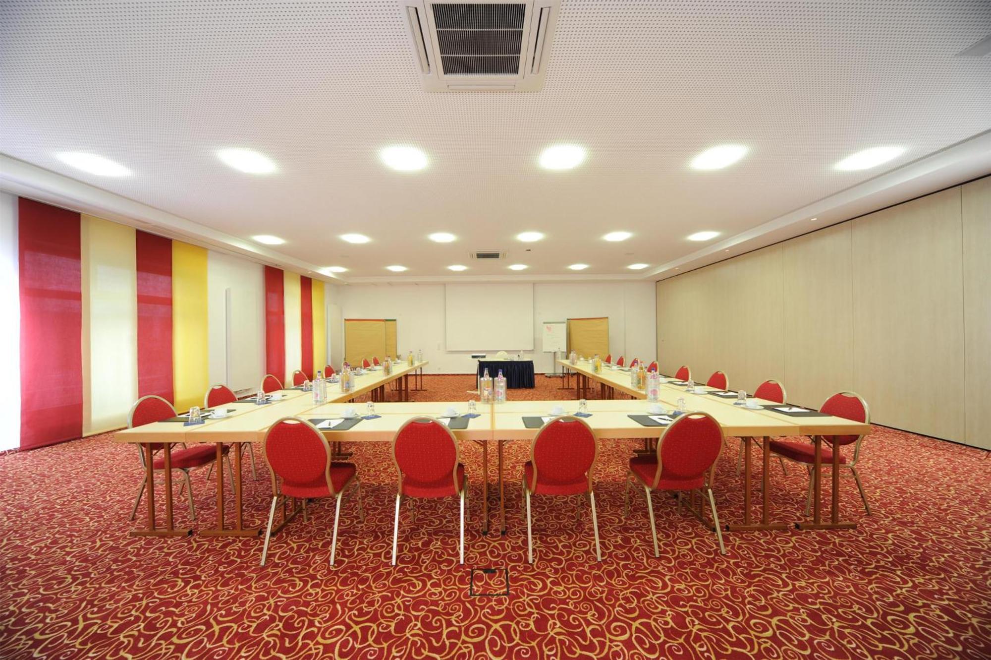 Best Western Hotel Wuerzburg-Sued Экстерьер фото