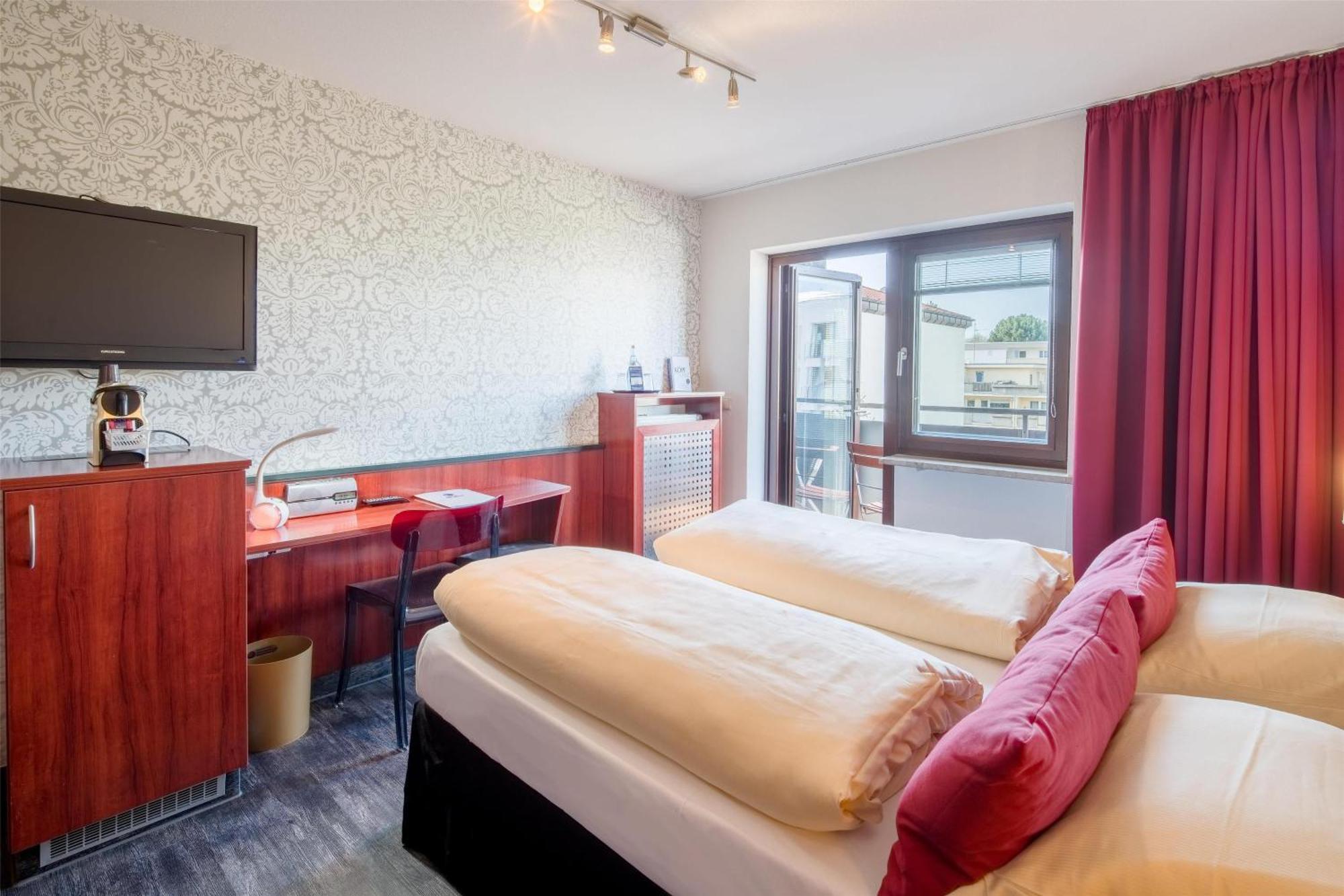 Best Western Hotel Wuerzburg-Sued Экстерьер фото